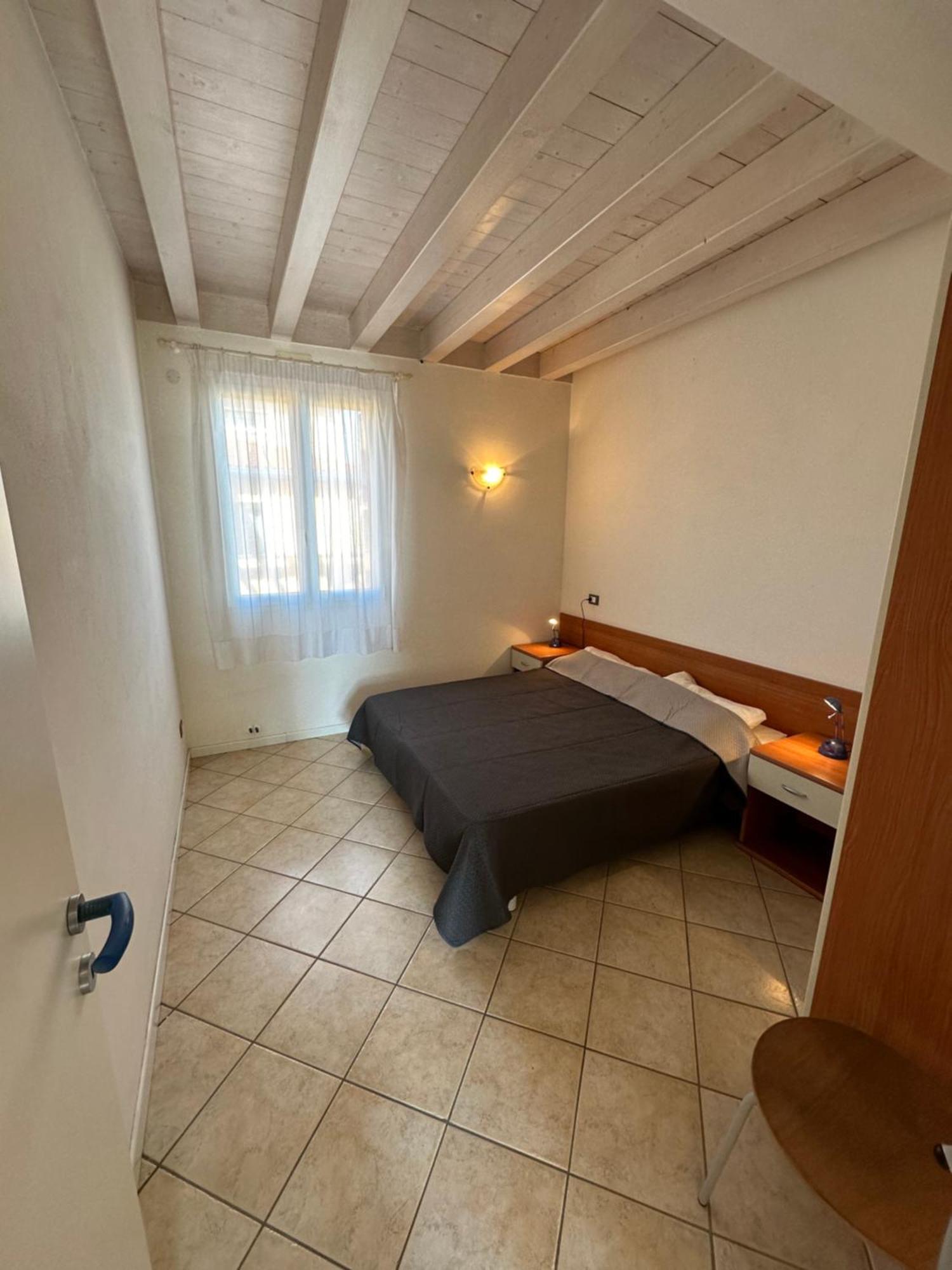 Residence Stefania Attici Su 2 Livelli - Agenzia Cocal กาออร์เล ภายนอก รูปภาพ