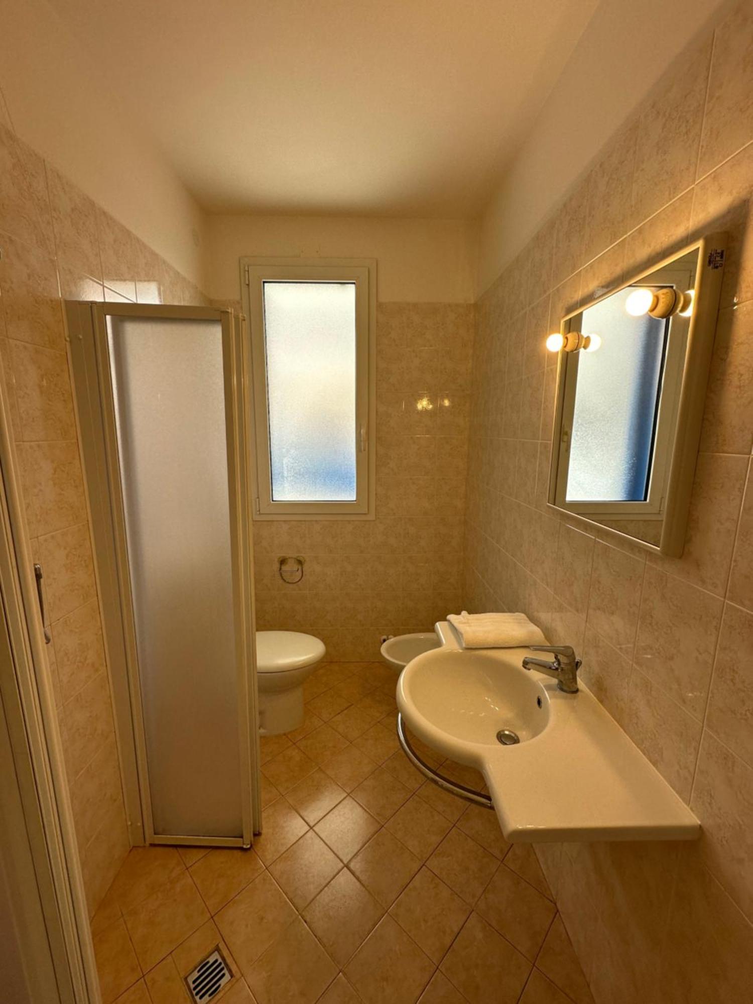 Residence Stefania Attici Su 2 Livelli - Agenzia Cocal กาออร์เล ภายนอก รูปภาพ